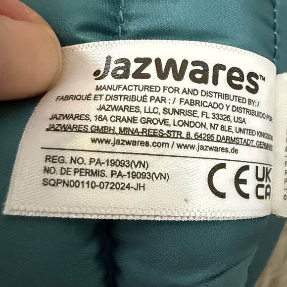 Squishmallows Snoopy Teal Puffer Jacket Plush Peanuts Jazwares 2024 New Soft - Picture 4 of 5